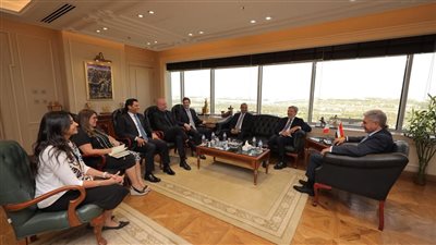 وزير السياحة يستقبل سفير إيطاليا بالقاهرة لبحث سبل التعاون المشترك