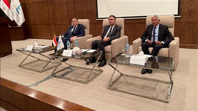 علاء عز: إطلاق المرحلة الأولى من مبادرة «سوق المزارعين لليوم الواحد» بالإسكندرية