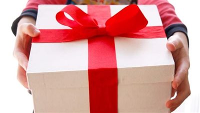 لماذا حث الإسلام على التهادي بين الناس؟ الإفتاء تجيب