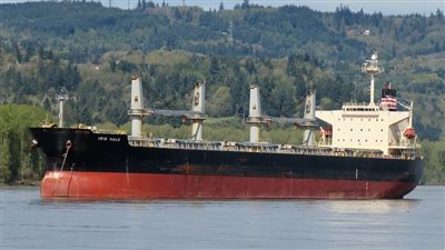 تداول 57 ألف طن بضائع و753 شاحنة في موانئ البحر الأحمر