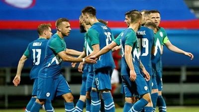 تصفيات كأس العالم، تعادل سلبي بين سلوفينيا وسويسرا في الشوط الأول