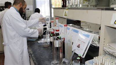 تحليل 70 ألف عينة من مخرجات محطات مياه الشرب والصرف بالفيوم