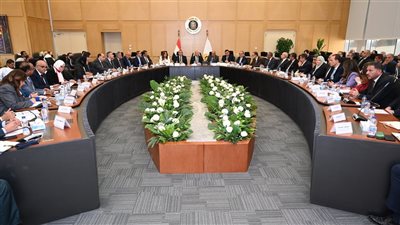 الصناعة: دعم كامل للمصانع الراغبة في إنشاء مدارس فنية وجدولة ديون الشركات للبترول والكهرباء