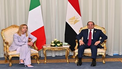 قمة مصرية إيطالية بشرم الشيخ.. السيسي وميلوني يبحثان تعزيز العلاقات السياسية والاقتصادية.. زيادة التعاون في الطاقة والزراعة والتشييد والسياحة.. والعمل على إنجاح الاجتماع المصري الأوروبي ببروكسل