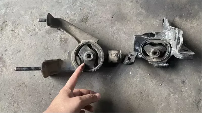 قطع غيار السيارات،