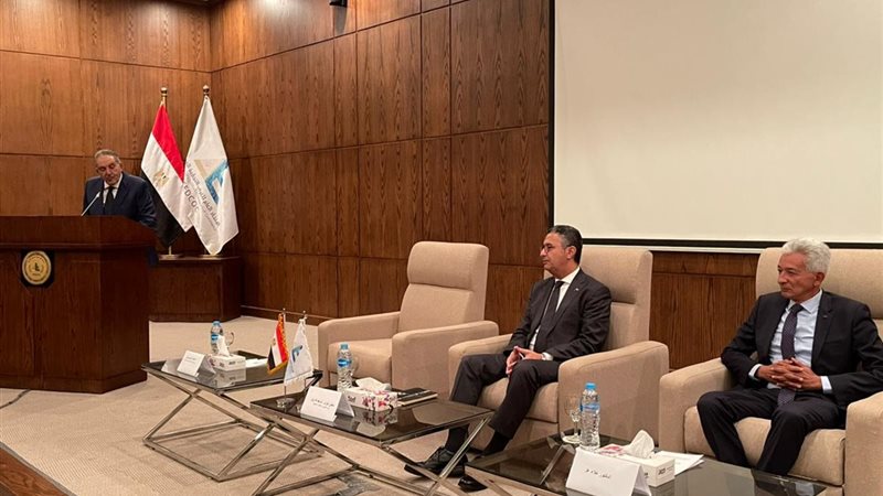 وزير التموين ورئيس