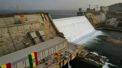 بصور الأقمار الصناعية، خبير يكشف عن تطورات جديدة بسد النهضة وما حدث بعد فتح مفيض توشكى