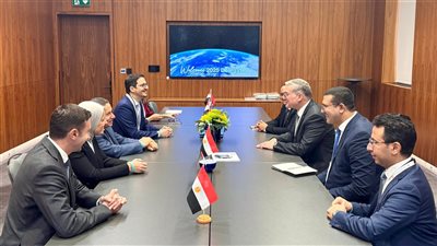 البترول: مزايدة عالمية جديدة للبحث عن الغاز بالبحر الأحمر 