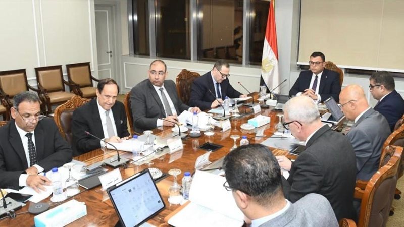 اجتماع شريف الشربيني