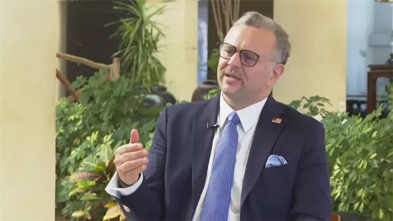 مسعد بولس، فيتو 