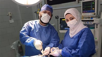 فريق طبي بمستشفى أجا المركزي يجري جراحة دقيقة لمريض وينقذه من الموت 