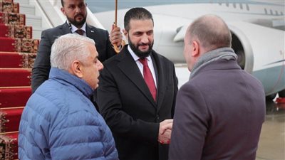 أحمد الشرع يصل روسيا، والكرملين يكشف تفاصيل المباحثات المرتقبة مع بوتين (صور)