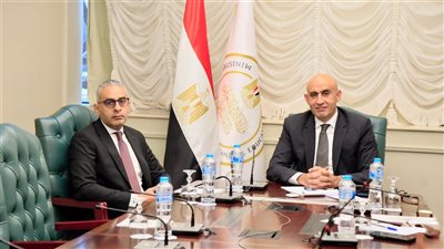 قرارات عاجلة لوزير التعليم لمتابعة انتظام الدراسة وتطبيق معايير الجودة بالمدارس 