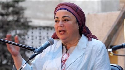 نبيلة حسن تكشف أسباب اختيارها تقديم فن الحكي على السوشيال ميديا 