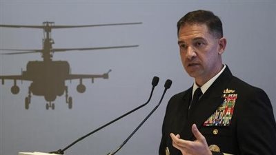 قائد القيادة المركزية الأمريكية يوجه تحذيرا لحركة حماس ويطالب بتدخل الوسطاء 