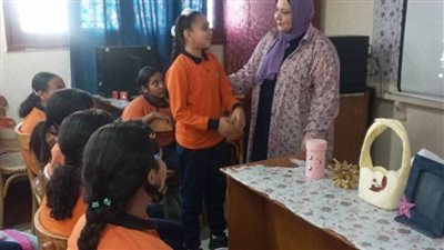 فعاليات بيئية لطلاب المدارس بالإسماعيلية للتوعية بالبصمة الكربونية والاحتباس الحراري