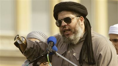 أبو حمزة المصري يتوسل للإفراج عنه من أسوأ سجون أمريكا