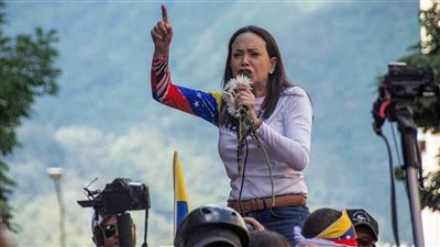 بعد فوزها بنوبل للسلام، ماتشادو تطالب بمساعدة ترامب لإزاحة مادورو من السلطة