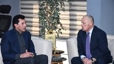 وزير الرياضة وأبو ريدة على رأس الحضور لدعم بيراميدز في السوبر الأفريقي