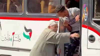 نجل مسن المنصورة: والدي نجا من الصدمة ومصر كلها سندته بعد واقعة الأتوبيس