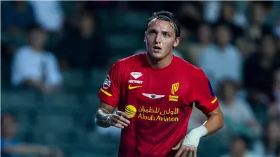 مانشستر يونايتد يرصد 52 مليون إسترليني للتعاقد مع مهاجم القادسية السعودي