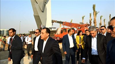 قبل 15 يومًا من افتتاحه، مدبولي يتفقد استعدادات افتتاح المتحف المصري الكبير ومشروعات تطوير محيطه