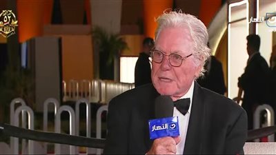 حسين فهمي ينفي وجود منافسة بين مهرجاني القاهرة والجونة