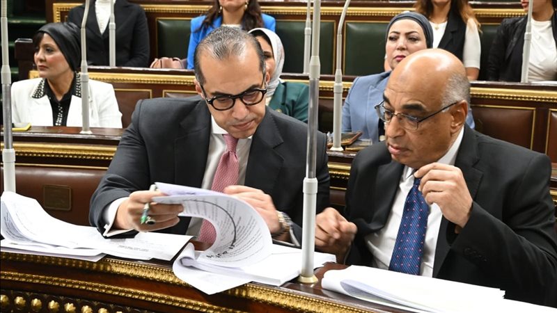 خلاف برلماني بشأن