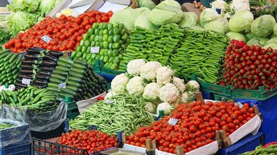  ارتفاع ملحوظ للزيتون، أسعار الخضار اليوم في سوق العبور