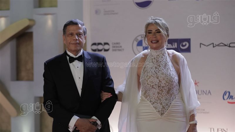 إيناس الدغيدي وزوجها