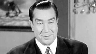 يوسف وهبي.. فنان الشعب وعميد المسرح العربي.. درس التمثيل في ميلانو.. وحصل على لقب البكوية بعد إعجاب الملك بفيلم 