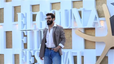 مهرجان الجونة، سركان شاي أوغلو يعبر عن سعادته بزيارته الأولى لمصر ويتمنى تجربة الكشري