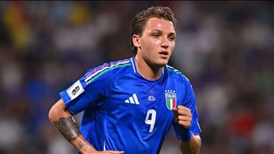 مانشستر يونايتد يستهدف نجم القادسية السعودي