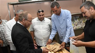 جامعة القناة تتابع جودة الخدمات الغذائية المقدمة لطلاب المدينة الجامعية