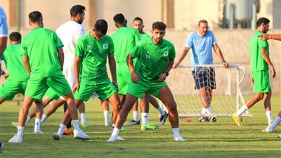 بدون راحة، المصري يؤدي مرانه فور وصوله من ليبيا استعدادًا للمواجهة المقبلة (صور)