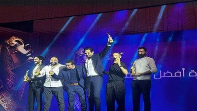 6 عروض تفوز بجائزة مهرجان المهن التمثيلية للمسرح (صور)