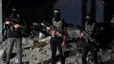 يديعوت أحرونوت: الجيش الإسرائيلي يستهدف مخازن أسلحة ومراكز قيادة لحماس في غزة