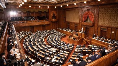 اتفاق يمهد الطريق أمام أول امرأة في تاريخ اليابان لقيادة الحكومة