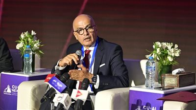 رئيس جامعة عين شمس: هناك ضرورة لوجود ميثاق أخلاقي للذكاء الاصطناعي بالجامعات