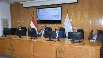 جامعة حلوان تناقش خطة تشغيل نظام البصمة والتحول الرقمي الشامل