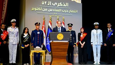 السيسي: ندعم أسعار الوقود بأموال 