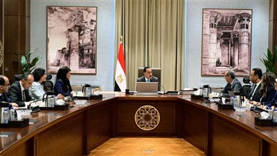 رئيس الوزراء يتابع الموقف التنفيذي لمراكز البيانات الحكومية