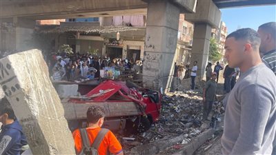 مصرع وإصابة 8 أشخاص في سقوط سيارة من أعلى كوبري بالبحيرة (صور) 