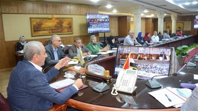 محافظ الغربية: تعريفة التاكسي بـ 14 جنيهًا والتوكتوك 10 جنيهات 