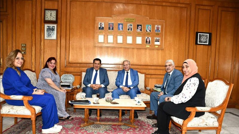  جامعة حلوان، فيتو