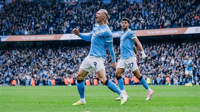 مانشستر سيتي يفوز على ليدز يونايتد 3-2 في مواجهة مثيرة بالدوري الإنجليزي