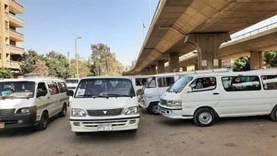 رفضا للتعريفة الجديدة، امتناع سائقي الميكروباص في أبو جندير بالفيوم عن العمل 