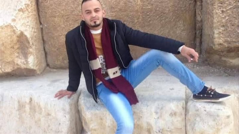 الشاب المتوفى، فيتو