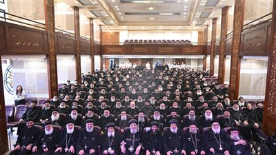 البابا تواضروس يلتقي كهنة حلوان والمعادي ومصر القديمة
