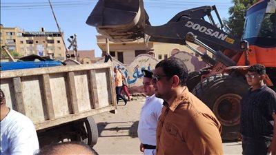 حملات لرفع الإشغالات في العياط وإمبابة بالجيزة